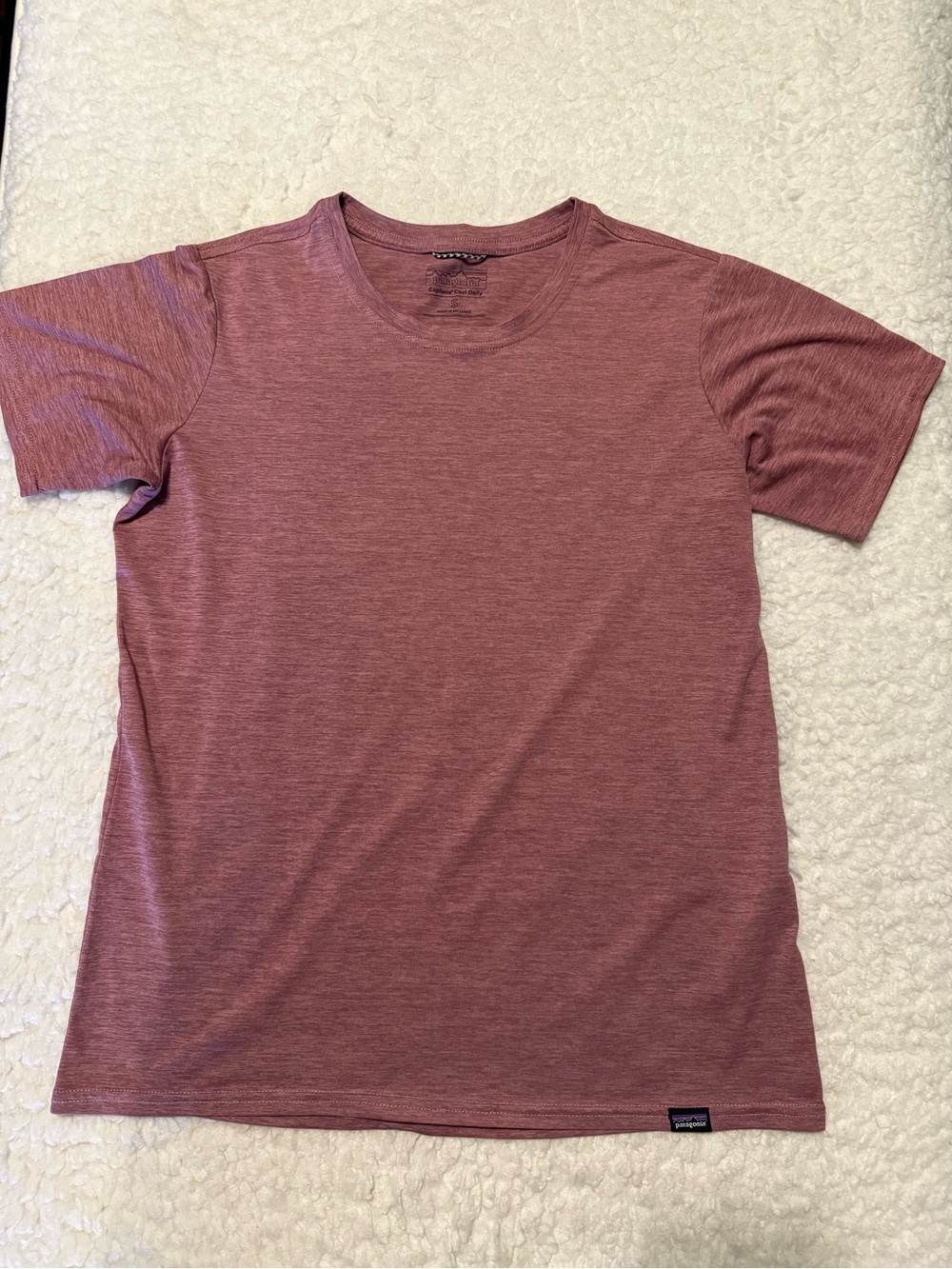 Women’s, size small. NEW! Patagonia Short Sleeve Tee in Heather Maroon